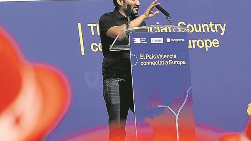 El nacionalismo valenciano mira a Cataluña en un Aplec con tensión