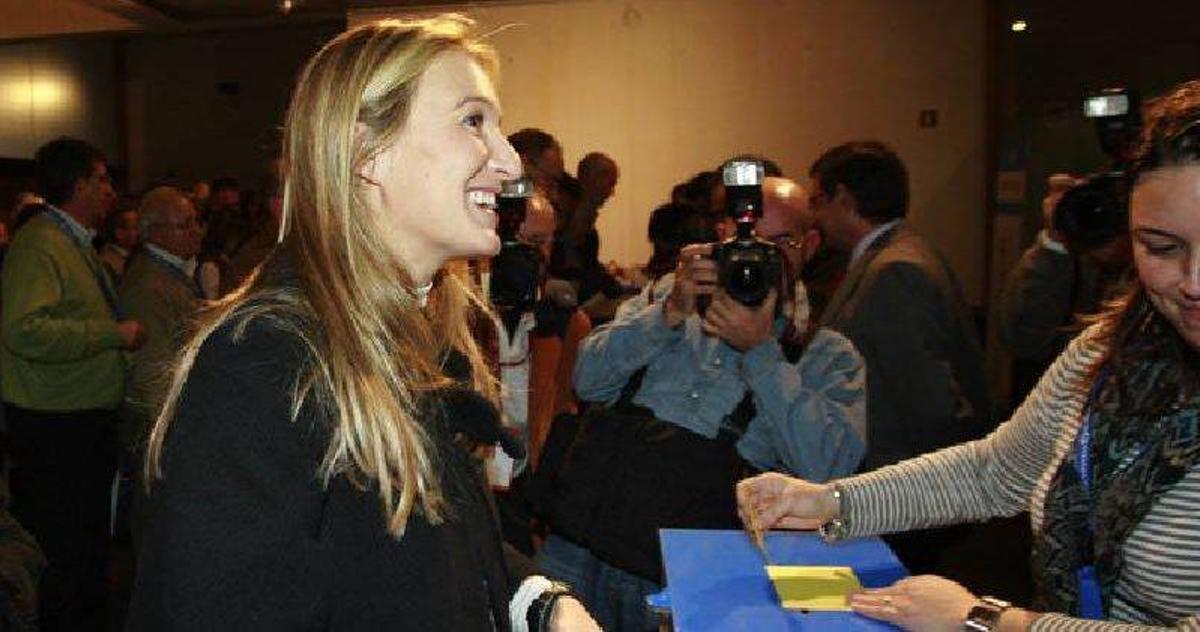 El PSOE exige la dimisión de Fabra por gritar "¡qué se jodan!" al anunciarse el recorte a parados