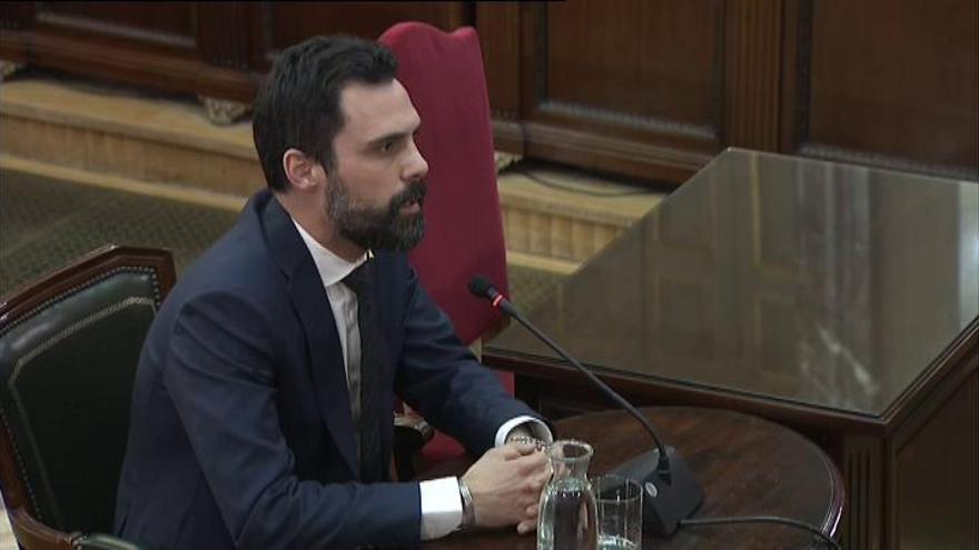 Roger Torrent responde a las preguntas de Vox en el juicio del &#039;procés&#039;