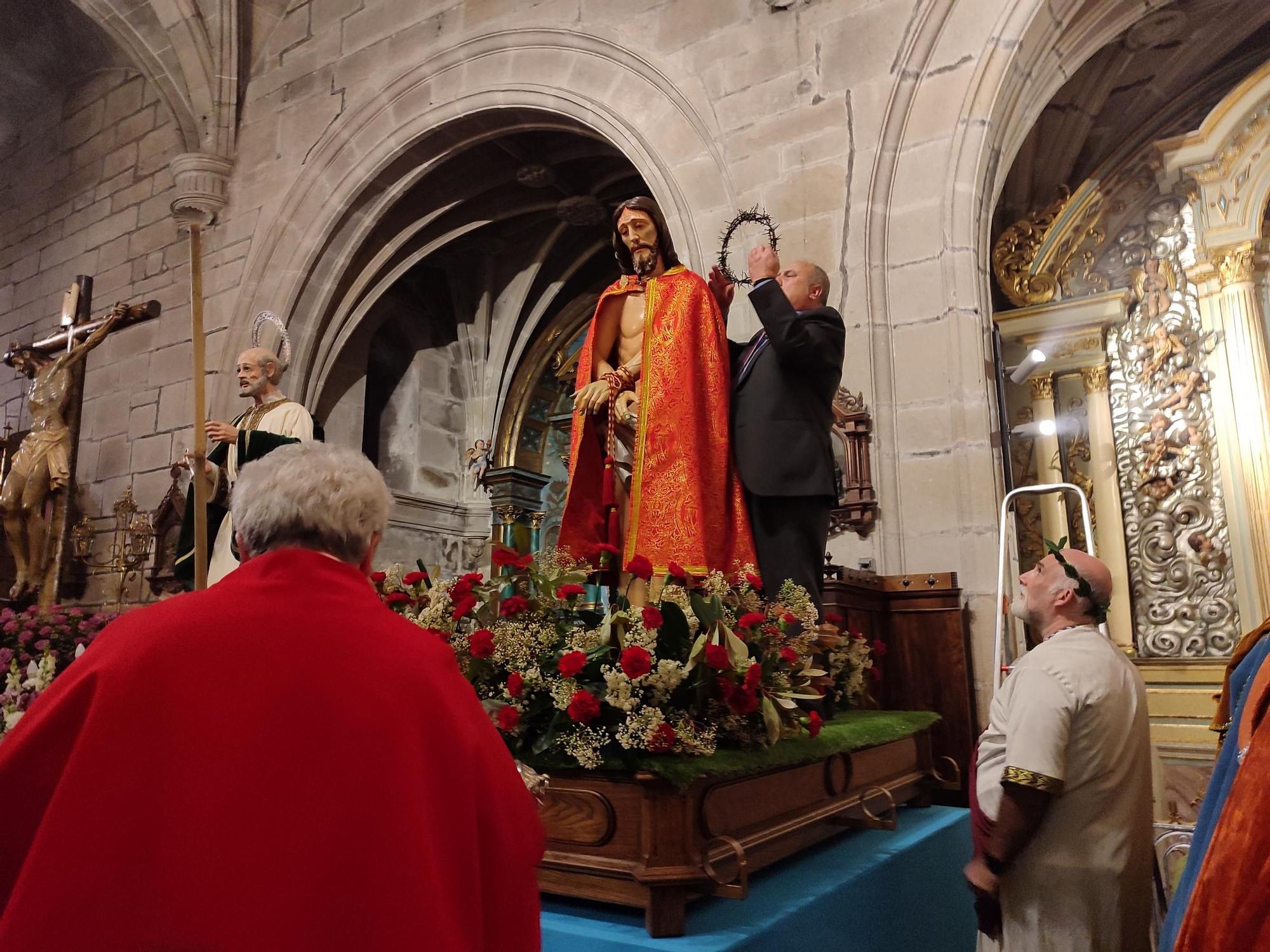 La procesión de la Santa Cena de la Semana Santa de Cangas