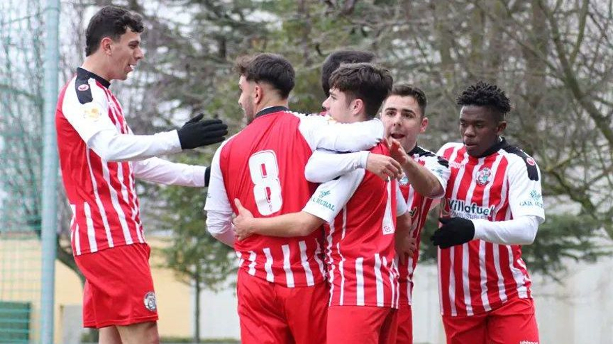 El Zamora B celebra uno de sus goles