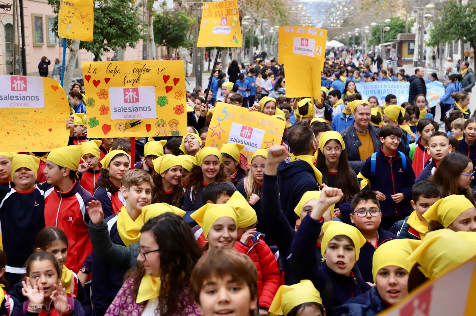 Córdoba celebra la tradicional marcha por el Día Mundial Contra el Cáncer Infantil