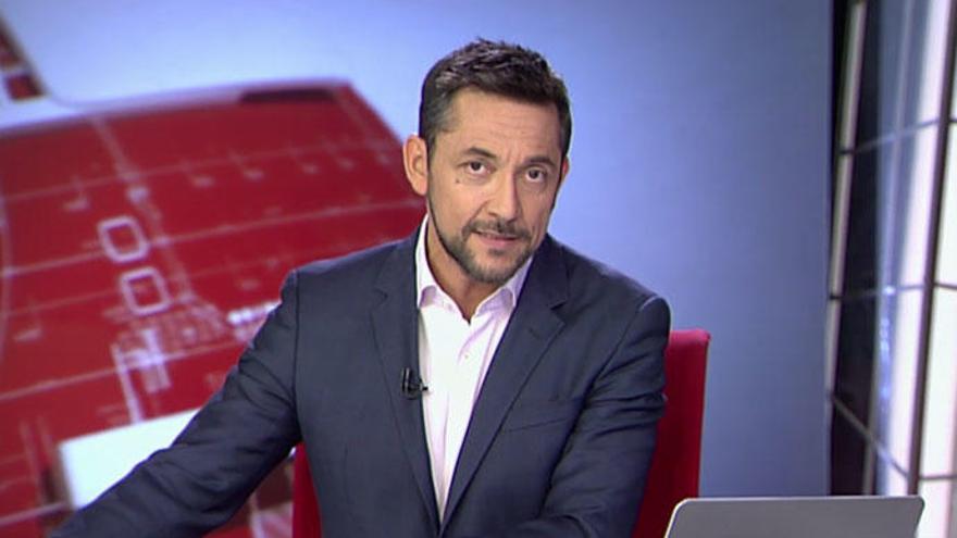 El presentador Javier Ruíz en &#039;Noticias Cuatro&#039;.