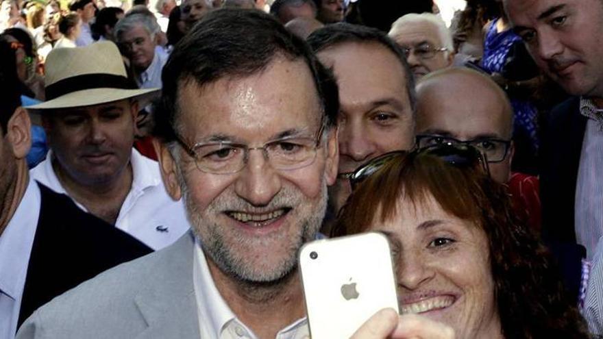 Rajoy declara la guerra al paro y ve la crisis en retirada