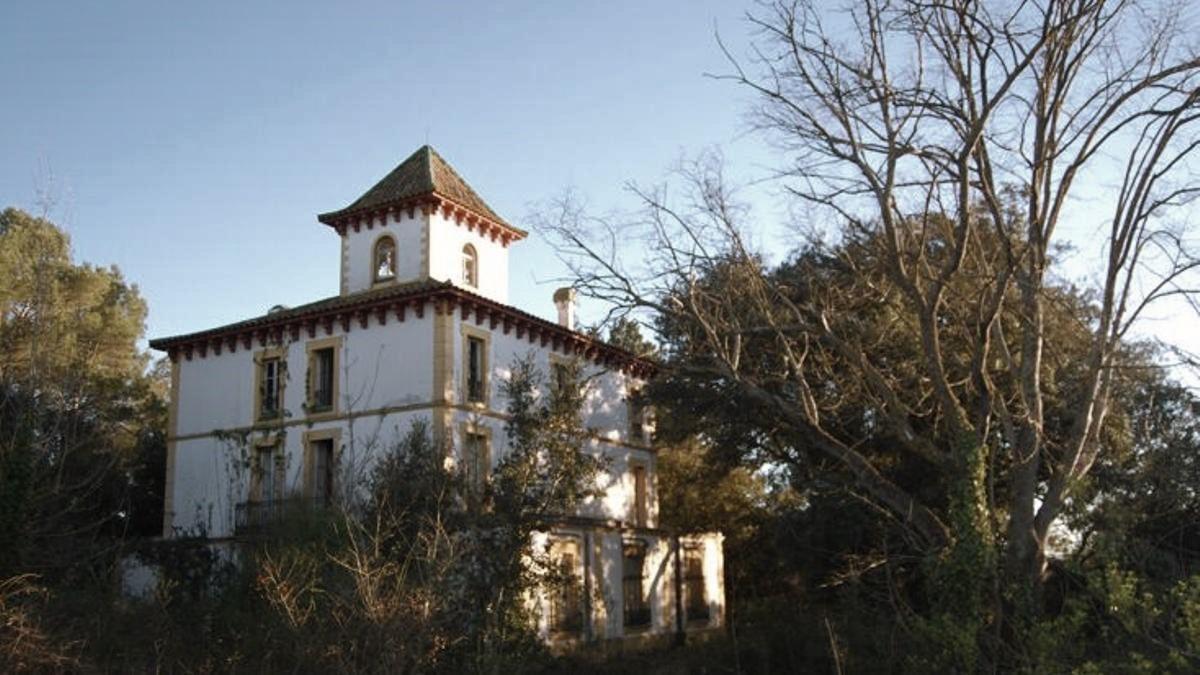 La casa, situada a Arenys d'Empordà.