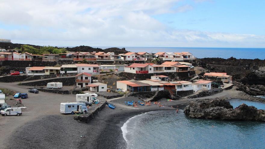 Afectados por la Ley de Costas en La Palma acuden a Europa por los derribos