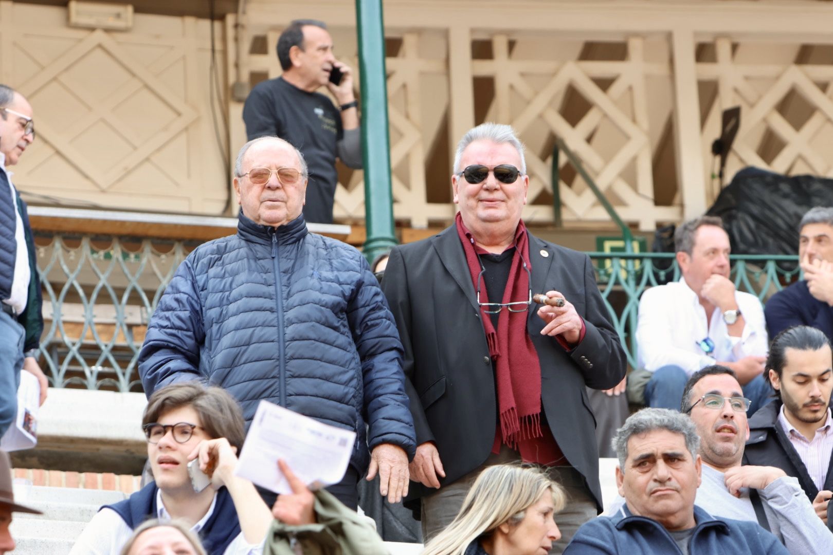 Manzanares arropado por aficionados de Alicante en la Feria de Fallas