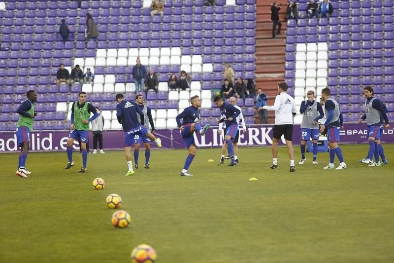 El partido entre el Valladolid y el Real Oviedo, en imágenes