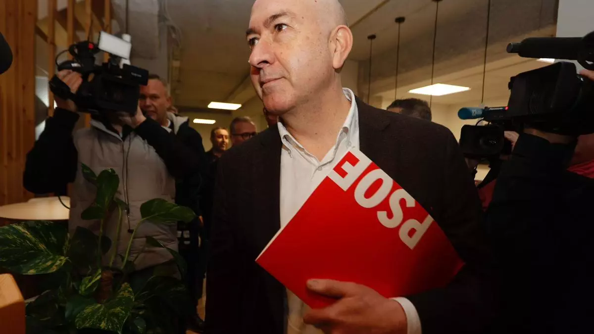 Soler defiende su "sintonía" con los otros dos aspirantes a dirigir el PSPV
