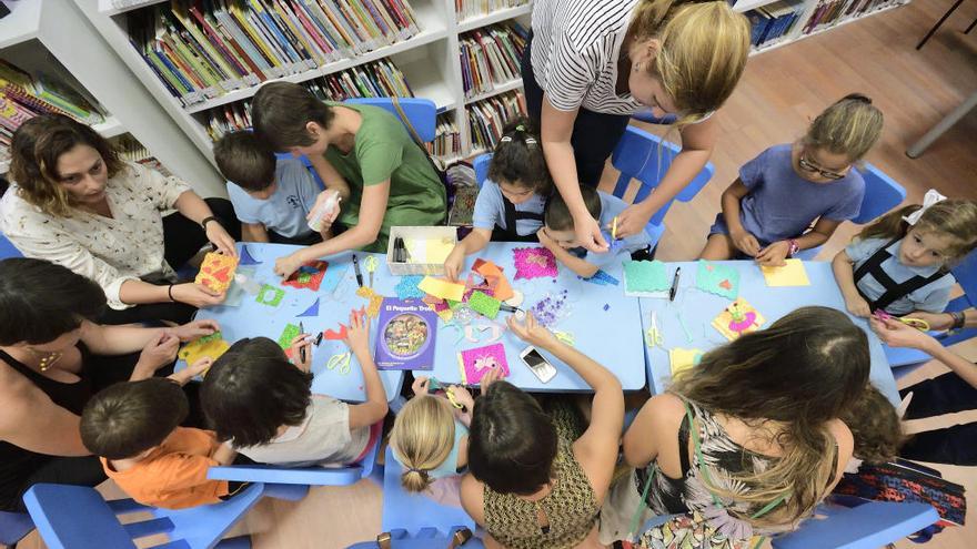 Las bibliotecas acercan la obra de Pérez Galdós a los pequeños lectores