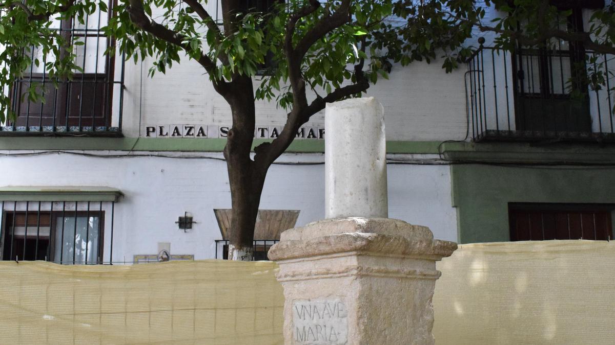 La cruz de Santa Marta  volverá a su plaza un año después de ser vandalizada