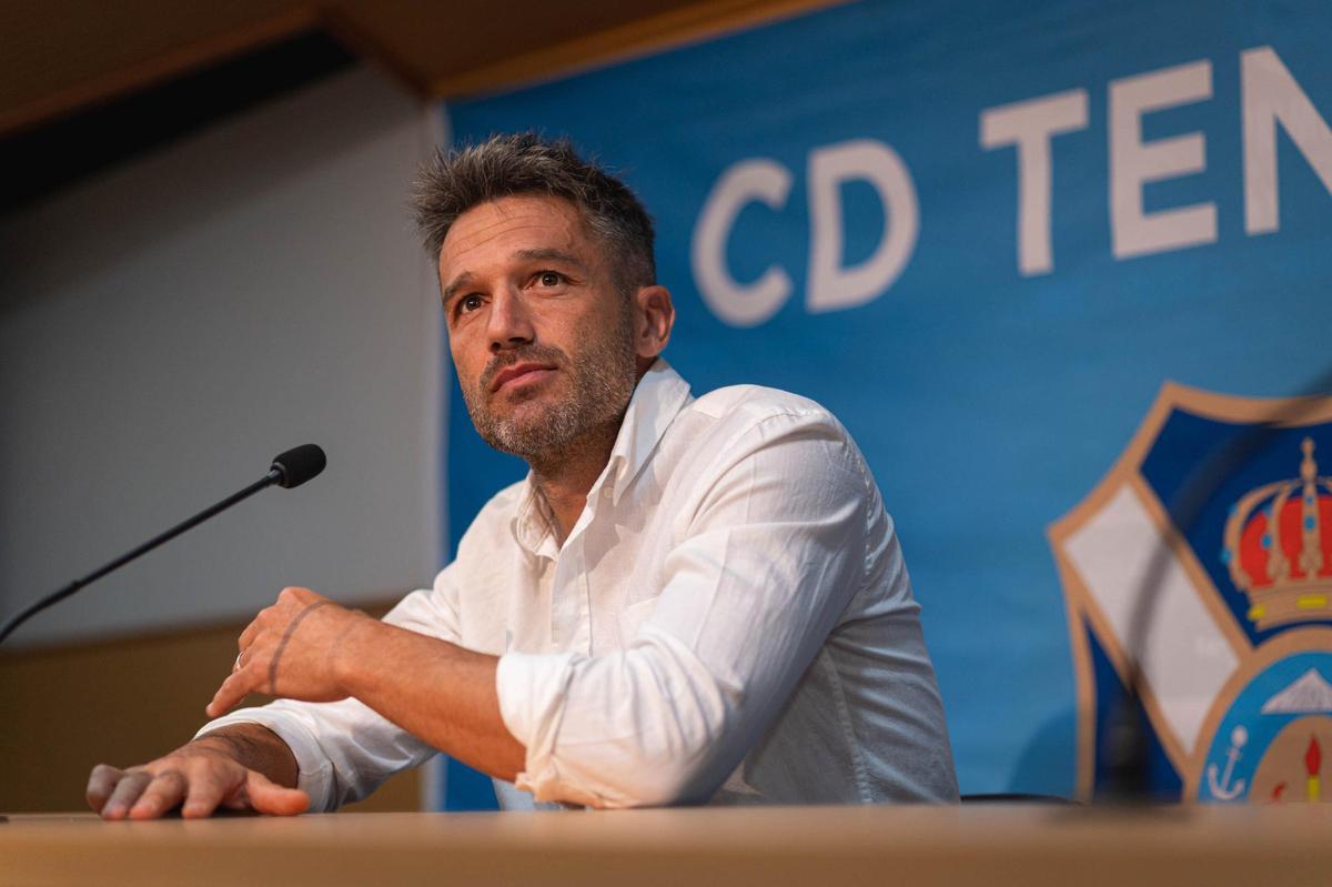 Rueda de prensa de Aitor Sanz, en imágenes Rueda de prensa de Aitor Sanz, en imágenes