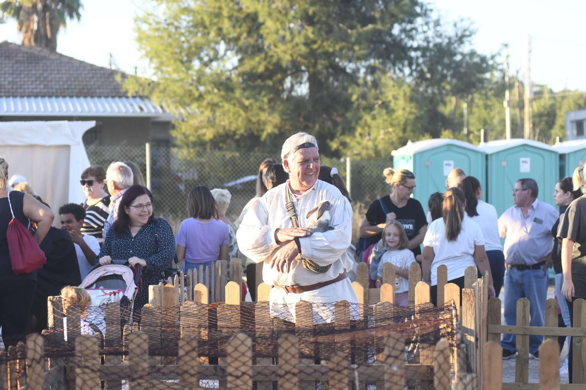 El mercadillo medieval de Guadalupe, en imágenes