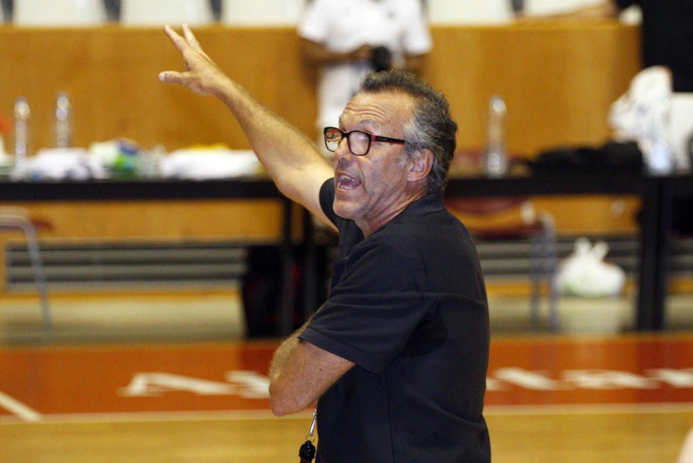 Entrenament del Bàsquet Girona a Fontajau