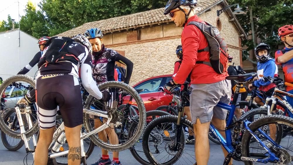 Marcha ciclista por la vía verde Alcoy-Gandia