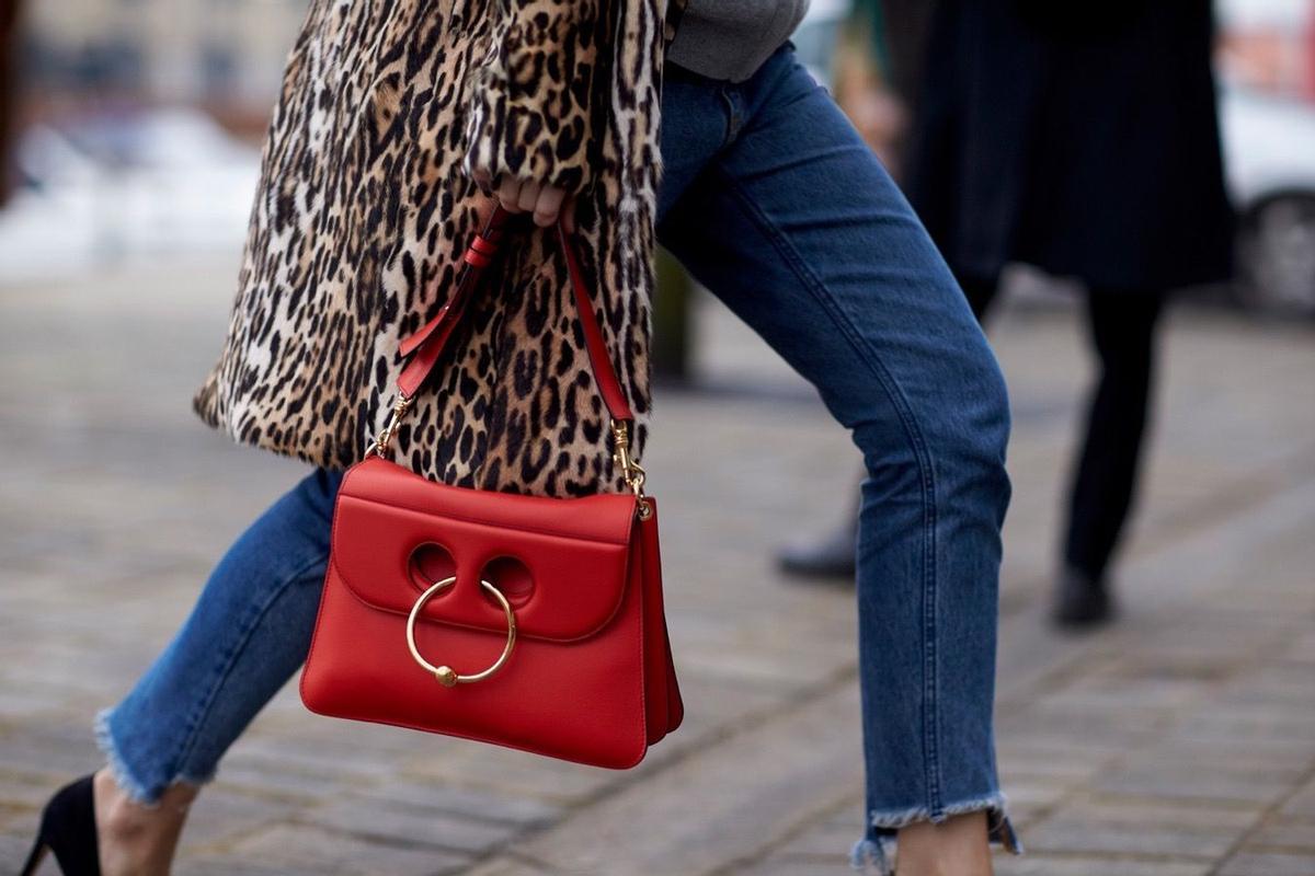 Los diez mejores bolsos del street style (Copenhage), rojo