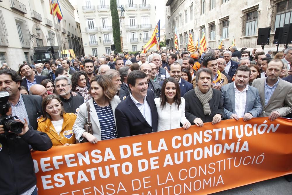 Concentración de Ciudadanos en defensa del Estatuto de Autonomía