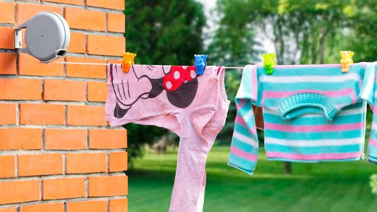 Los tendederos suelen requerir anclajes fijos, lo cual es incompatible con la normativa alusiva