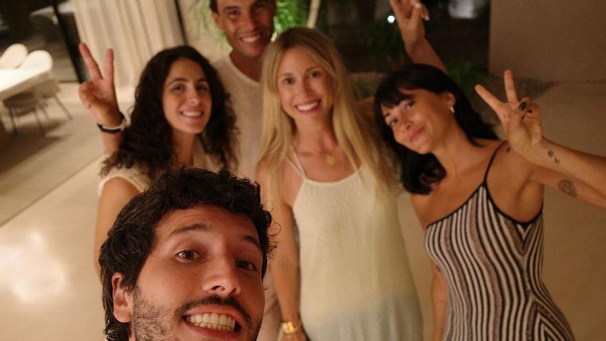 Sebastián Yatra, Mery Perello, Rafa Nadal, Maribel Nadal y Aitana, juntos en Mallorca