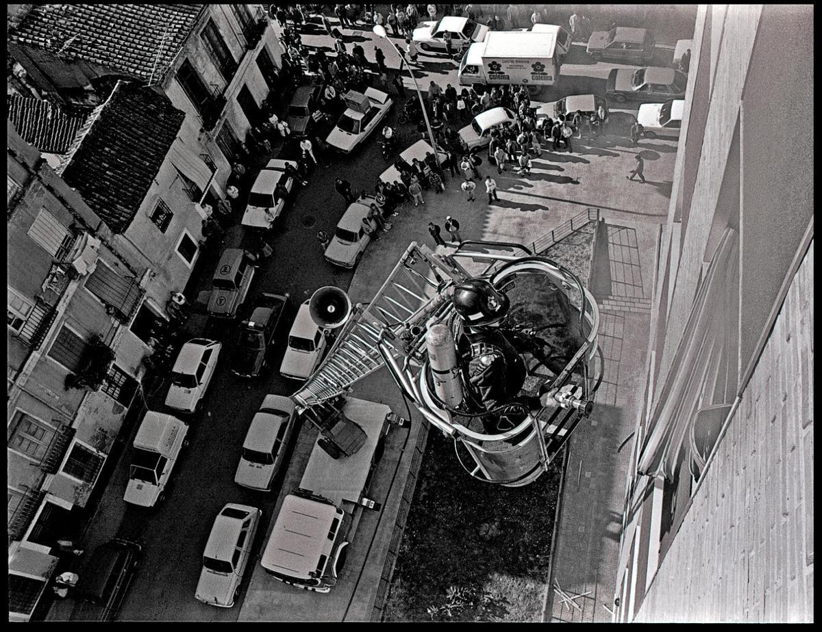 Repaso fotográfico de José Antonio Berrocal a El Perchel de mitad de los 80