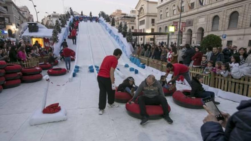 Navidad 2018: La pista de hielo, a la Plaza de Toros de Alicante