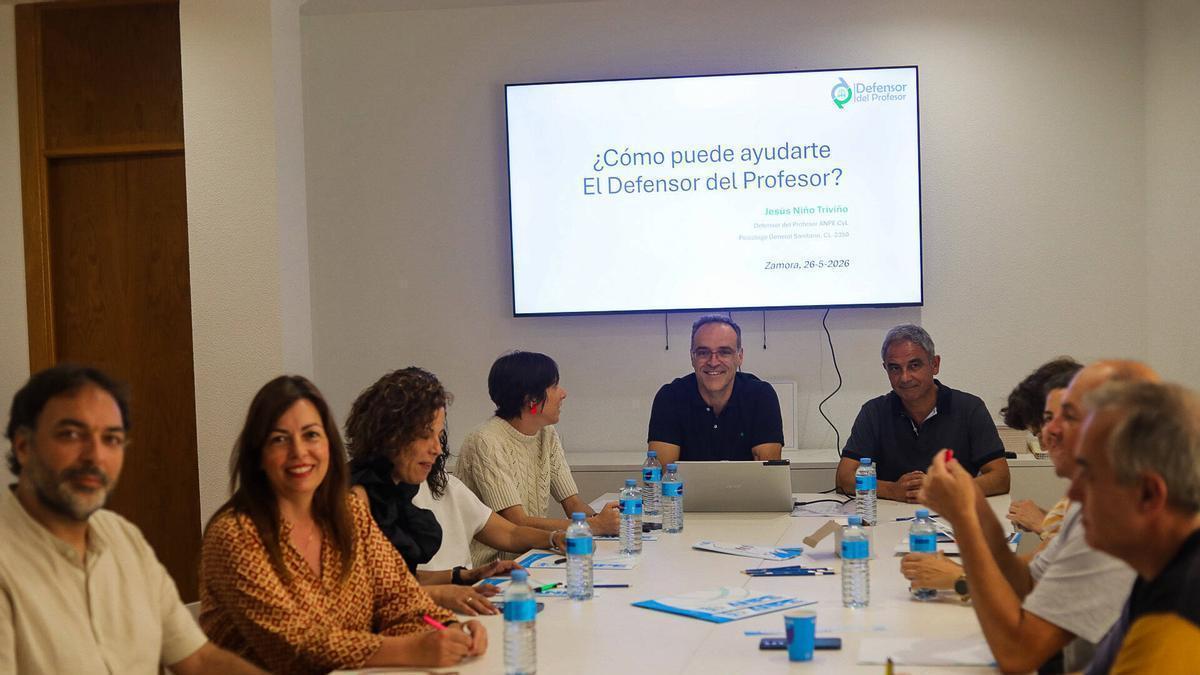 Reunión en ANPE Zamora