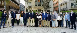 La Semana Santa de Alicante entrega al Consell el expediente para la declaración de Interés Turístico Nacional