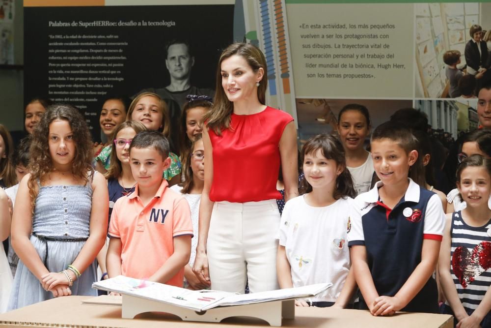 Visita de la Reina Letizia al colegio Quirinal