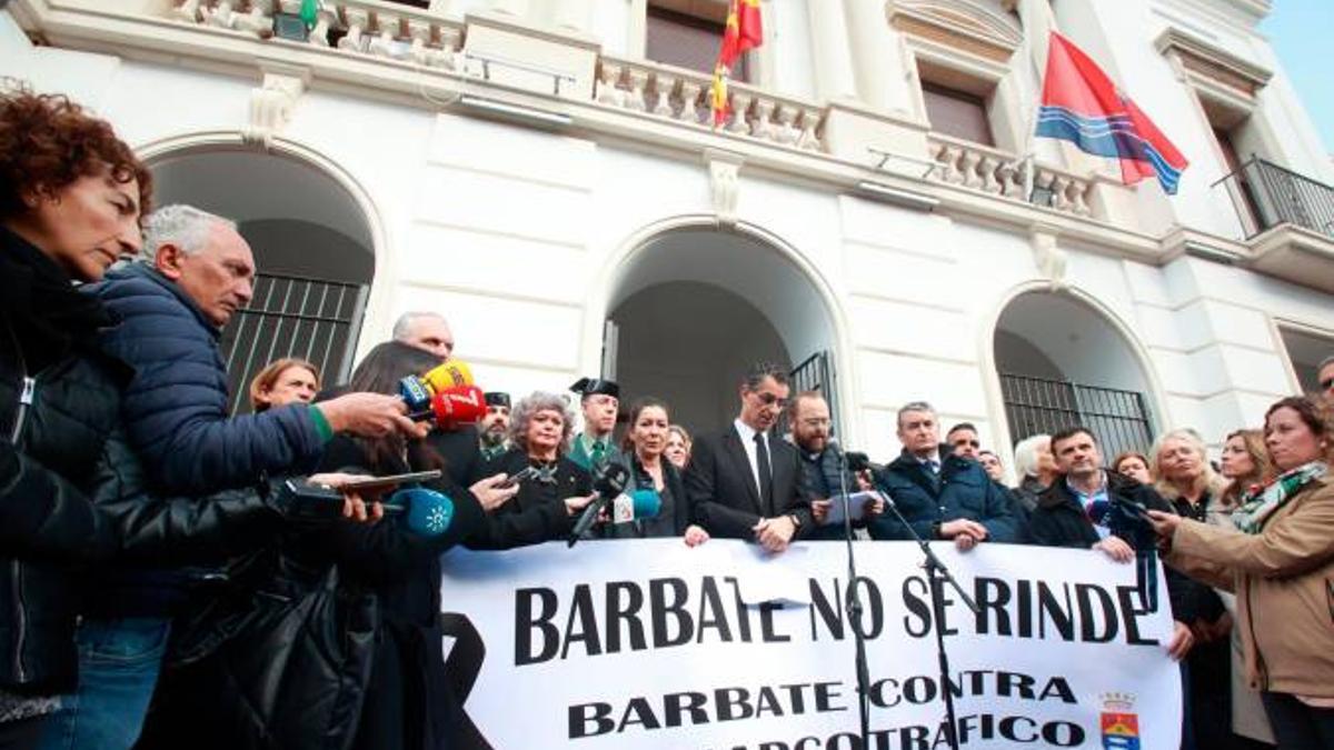 oncentración de Barbate por la muerte de los dos agentes de la Guardia Civil.