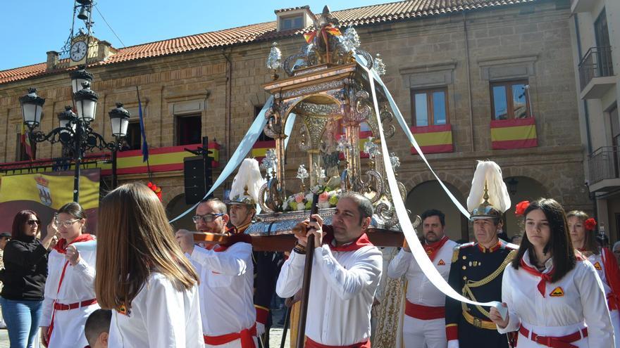 GALERÍA | La Procesión de La Veguilla de Benavente, en imágenes