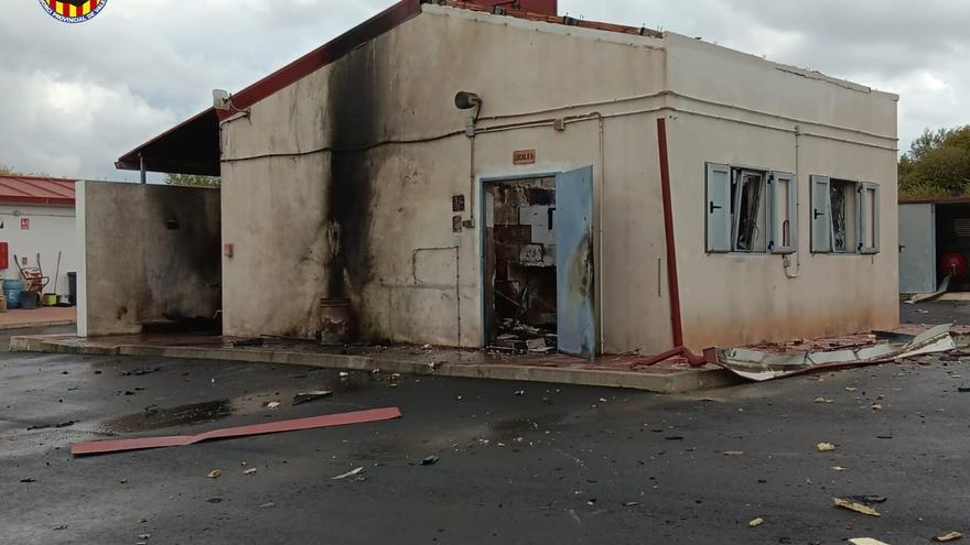 El herido en la explosión de la pirotecnia de Bèlgida continúa ingresado con pronóstico reservado