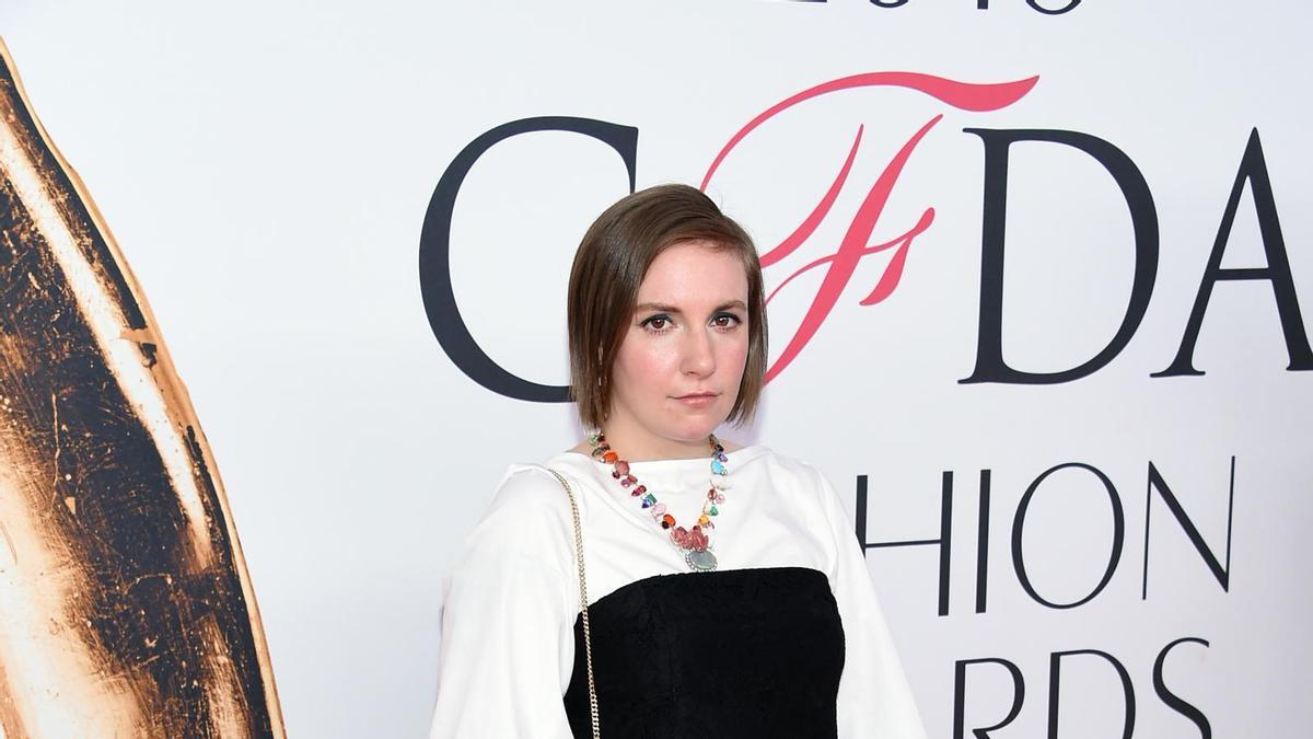 El look de Lena Dunham en los CFDA Fashion Awards