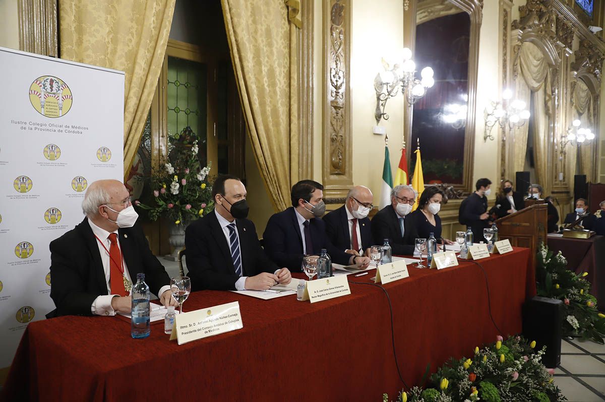 Toma de posesión de la junta directiva del Colegio de Médicos de Córdoba