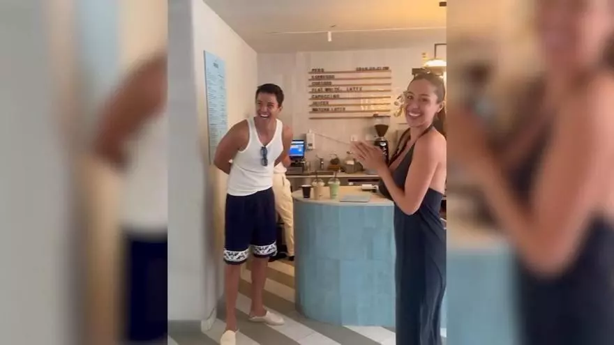 Campanas de boda para el actor Álex González: una emotiva declaración a su novia llena las redes de comentarios