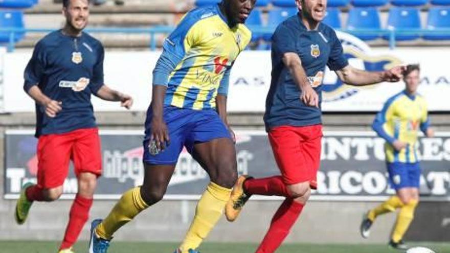 Agi Dembelley, en una acció del partit d&#039;ahir contra el Vilafranca.