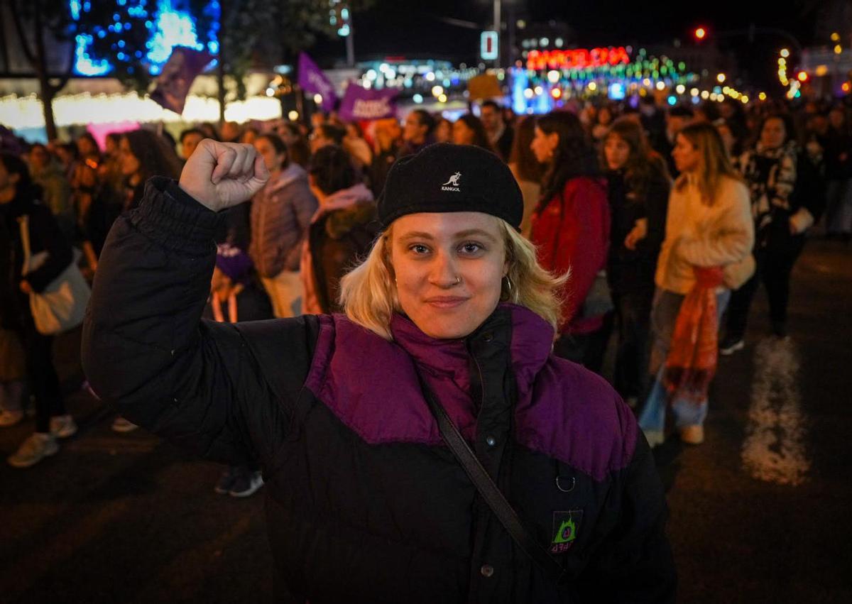 Alina, durante la manifestación del 25N de este martes en Barcelona