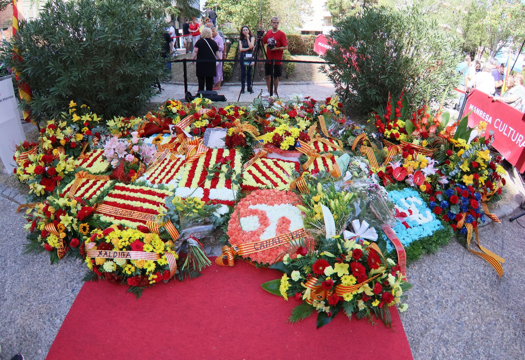 Així ha estat l'acte institucional per la Diada a Manresa