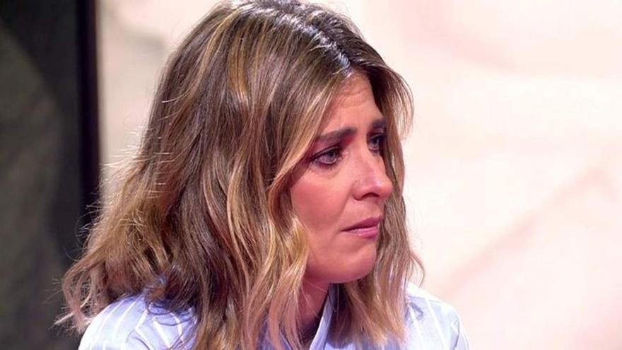 Sandra Barneda rompe a llorar en pleno directo de &#039;Así es la vida&#039;