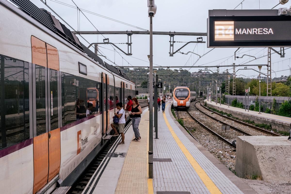 Castellbisbal 20/08/2026 Sociedad. La estación de tren Rodalies de Martorell. AUTOR: JORDI OTIX
