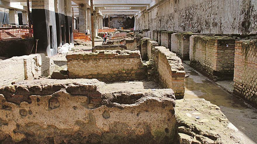 Los restos de la fortaleza de la Roma antigua. // Efe