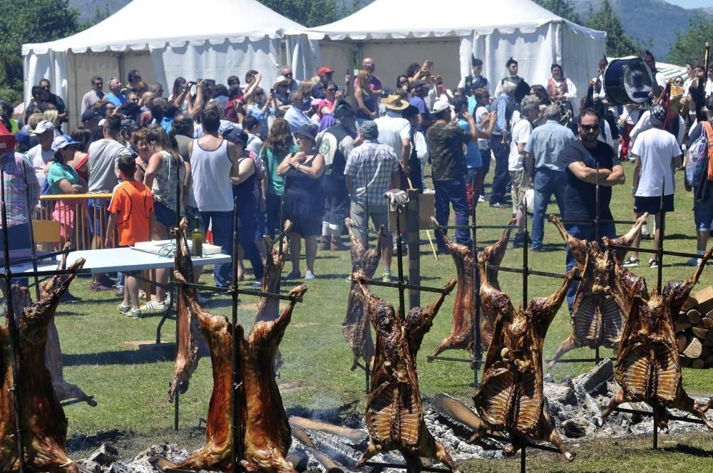 Fiesta del Corderu en Prau L.lagüezos