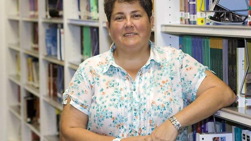 Leonor Peña, en las instalaciones del centro asociado de la UNED en Asturias.