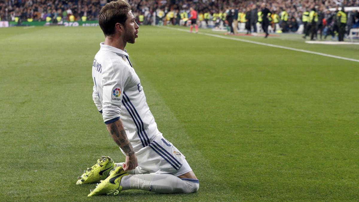Sergio Ramos celebra el segundo gol del Madrid