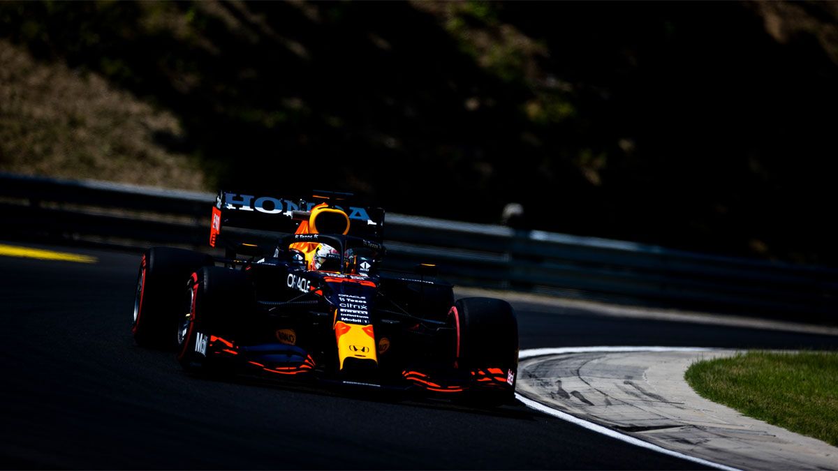 Verstappen estrenará tercer motor en la carrera de Hungria