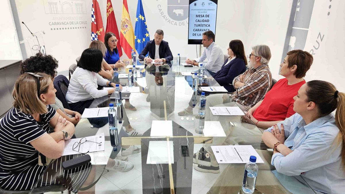 Durante la reunión de la Mesa de Calidad Turística de Caravaca, presidida por el alcalde José Francisco García