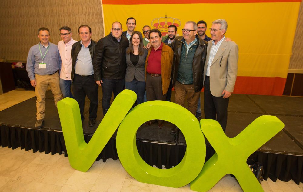 El Meliá se convierte en la sede de Vox en Alicante es el escenario de encuentro de sus afiliados para ver los resultados de las Elecciones Generales y Autonómicas 2019