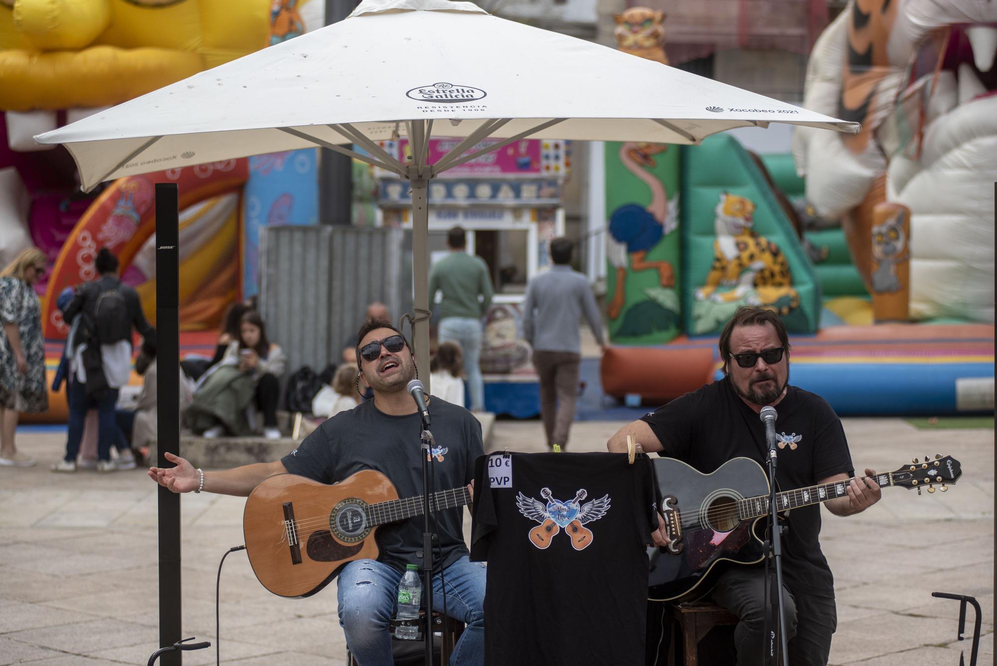 Concierto de Alma Libre en la Ciudad Vieja por las Fiestas del Rosario en A Coruña