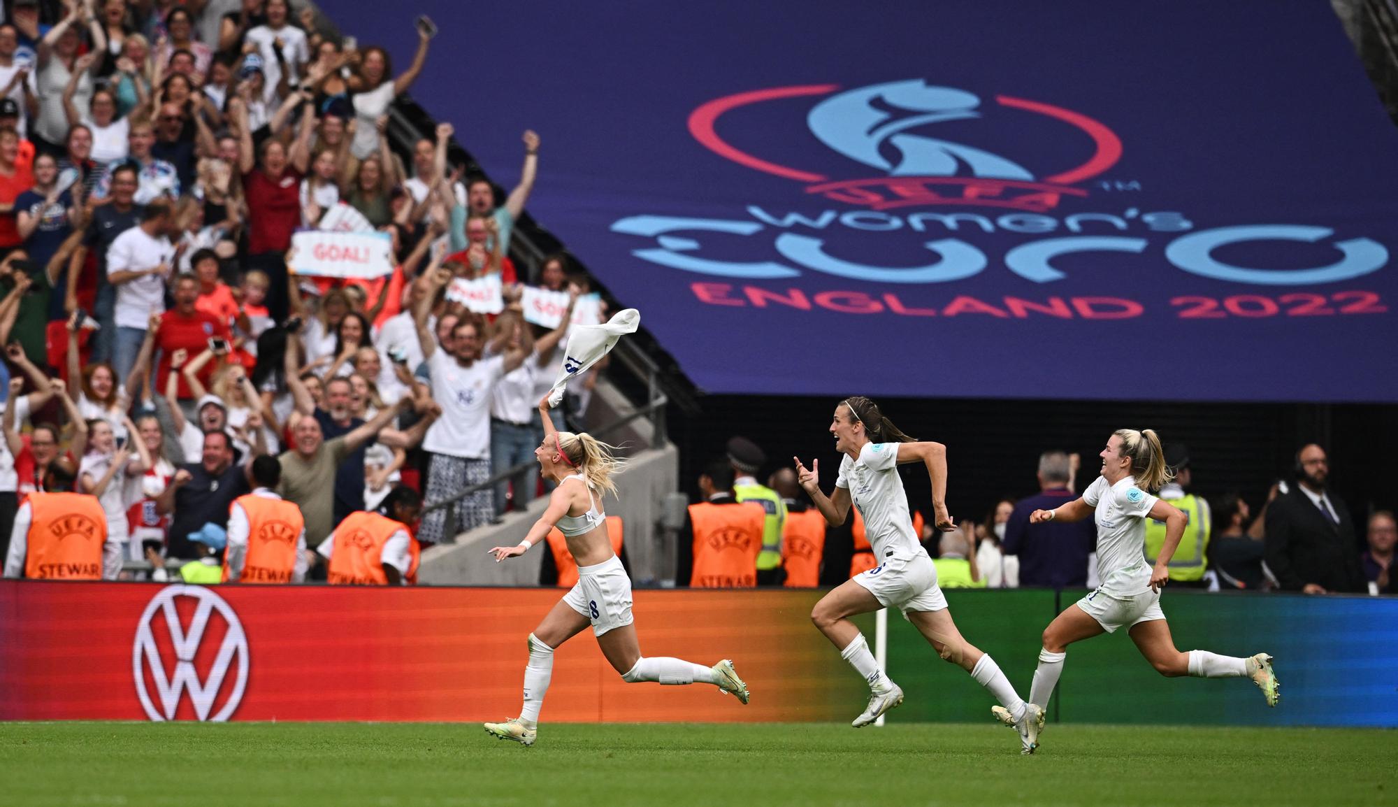 Así ha sido el gol de Kelly para que Inglaterra gane la Eurocopa Femenina