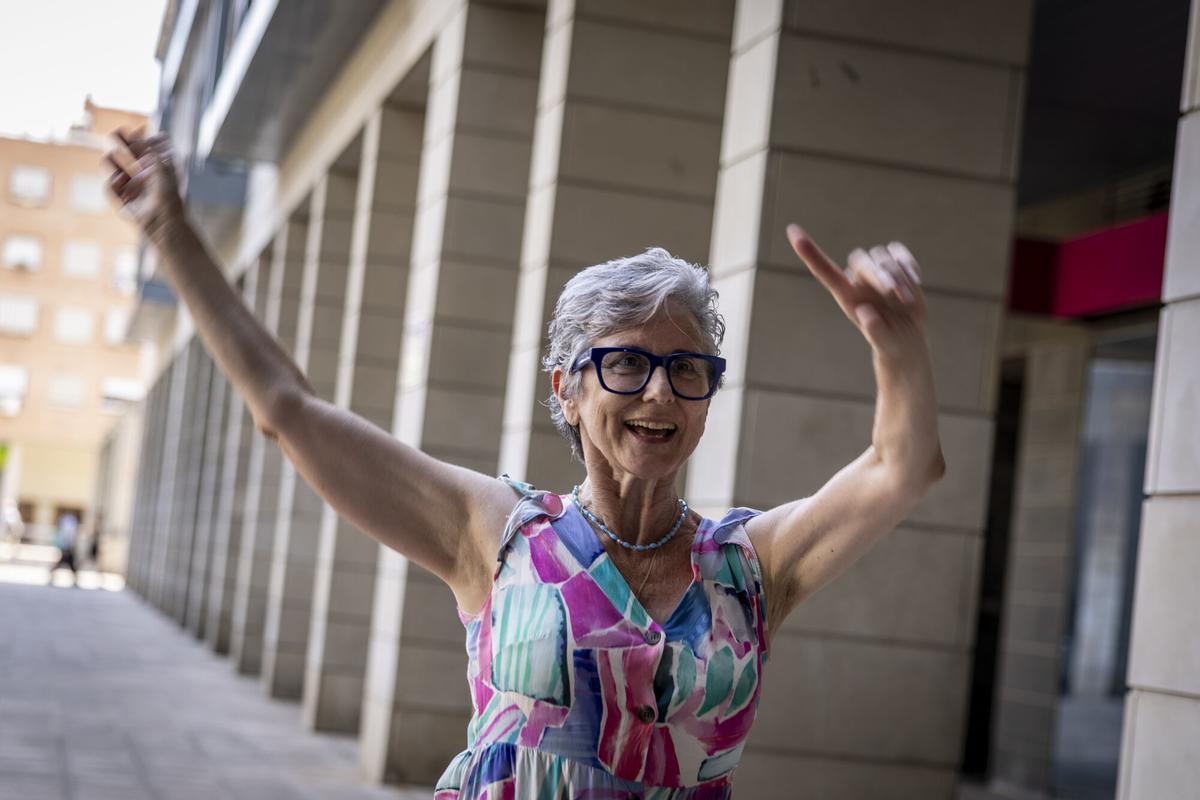 ENTREVISTA A LA SEÑORA QUE SE HIZO VIRAL POR BAILAR EN LA CALLE