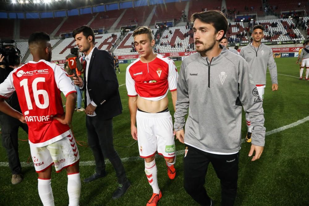 El Real Murcia cae ante el UCAM Murcia en casa